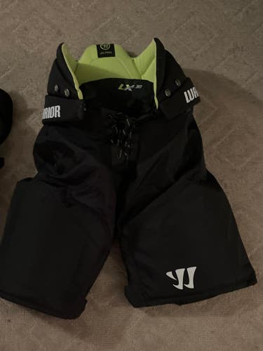 Senior Medium Warrior Alpha LX 30 Hockey Pants (Used)