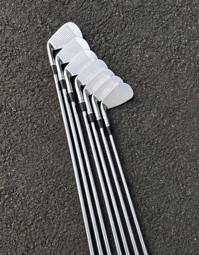 Men's Titleist 735.CM Right Handed Iron Set Stiff Flex (New)