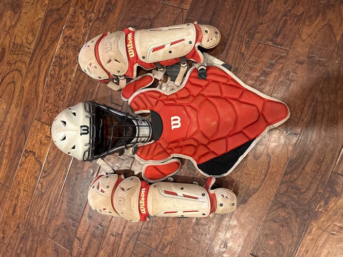 Red Wilson EZ Gear Kit Catcher's Set (Used)