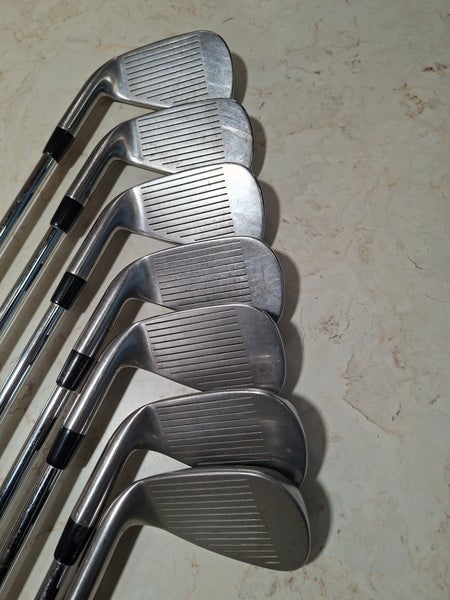 CALLAWAY RAZR X TOUR Iron Set Stiff Flex (Used)