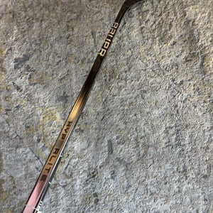 Senior Bauer Vapor Hyperlite 2 Hockey Stick Right Handed P92 65 Flex Pro Stock | 68"