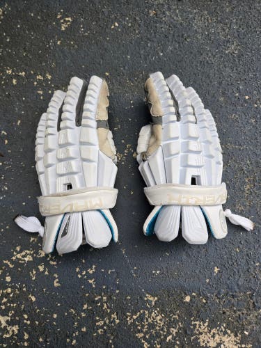 Maverik Shift Gloves