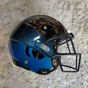 2024 Youth Medium Schutt F7 LX1 Helmet