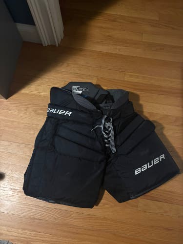 Senior Small Bauer Elite Hockey Goalie Pants (Used)