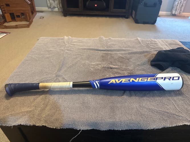 2023 AXE Avenge Pro Hybrid USABat Certified Bat (-10) 17 oz 27" (Used)