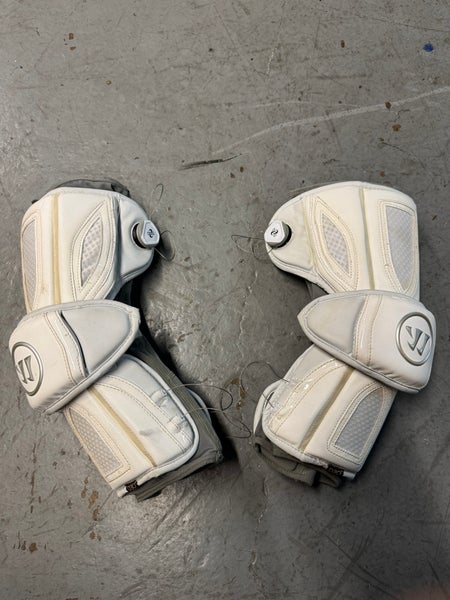Warrior Evo Pro BOA Arm Pads, Adult Large (Used)