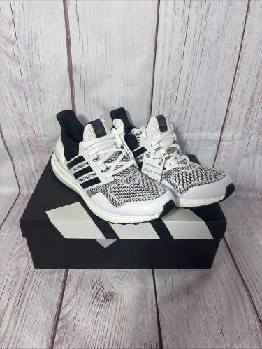 adidas UltraBoost 1.0 'Oreo' IH4924 NWB Sz 8.5 Mens Shoes, Sneaker