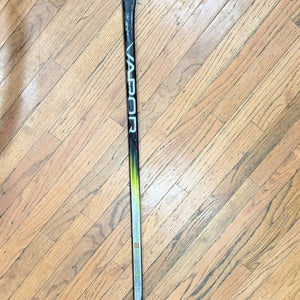 Senior Bauer Vapor Hyperlite 2 Left Hand Hockey Stick P92 65 Flex (Used)
