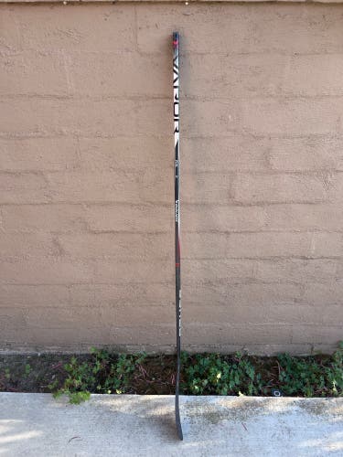 Senior Bauer Vapor League Right Handed Hockey Stick P92M 87 Flex (Used)