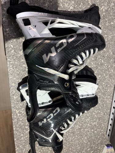 Black 2024 CCM Tacks XF Pro Hockey Skates Wide Width 7 (Used)