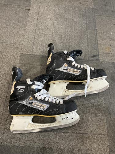 Used Bauer SUPREME 7000 Senior Hockey Skate Senior 13.5 11614-S000240414