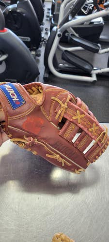 Used HUTCH 11.5 BB/SB Glove RH Throw None 11 1/2" 11497-C000159617