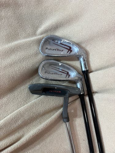 Junior Future Tour Right Handed Clubs (Full Set) Junior (Used)