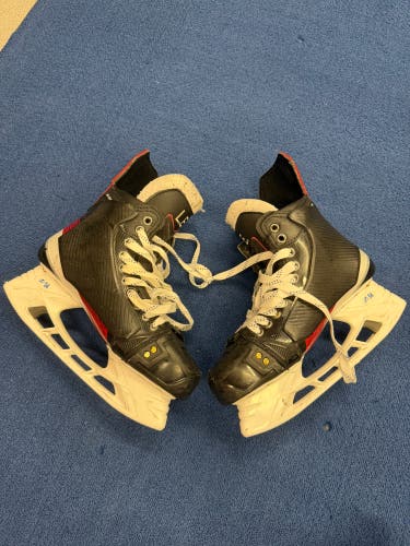 #54 Lucas Edmonds CCM Hockey Skates 7