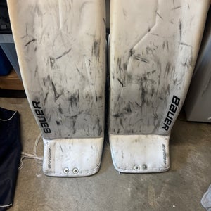 Small Bauer Pro Spec Elite Goalie Leg Pads (Used)