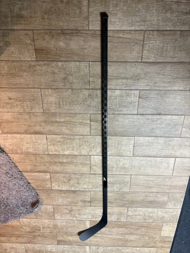 PSHS VF Senior Right Handed Hockey Stick Pro9246/p86 77 Flex (New)