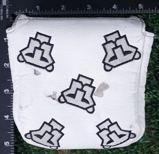 AM&E COUGAR MALLET PUTTER HEADCOVER, BLACK / WHITE ~ L@@K!