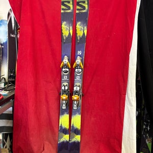 Skis: Salomon Q85 all-mountain skis, 165cm. 
Bindings: Salomon 
Binding range: 284-310mm
All mountai