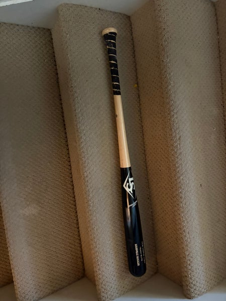 2011 Louisville Slugger C271 Maple Bat 30 oz 33" (Used)