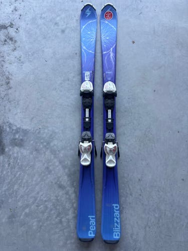 Kid's Blizzard Pearl 130 cm Skis With IQ 4.5 Bindings (Used)