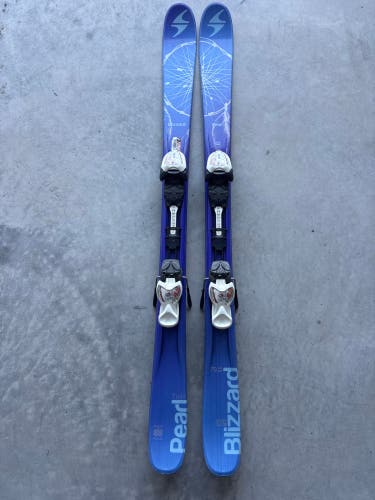 Kid's Blizzard  Pearl 129 cm Twin Tip Skis With IQ 4.5 Bindings (Used)