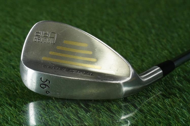 MASTER GRIP TOUR SERIES SAND WEDGE TRUE TEMPER DYNAMIC GOLD S400 STIFF 56 LH