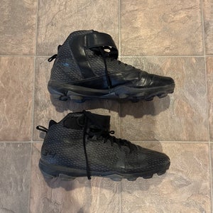Men's Size 11.5 Under Armour Baseball Cleats