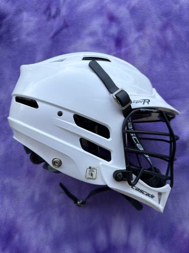 White Adult Cascade CPV-R Helmet (Used)