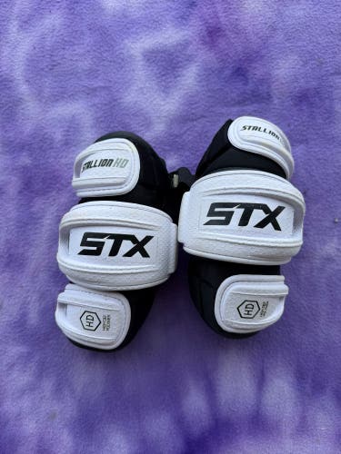 Small Youth STX Stallion HD Arm Pads (Used)