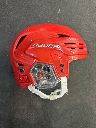 Small Bauer Re-Akt 85 Helmet