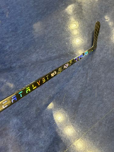 Youth True Catalyst 9x3 Hockey Stick | LH T92.5