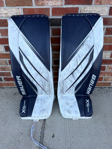 Blue 32" Senior Bauer Vapor X5 Pro Goalie Leg Pads (Used)