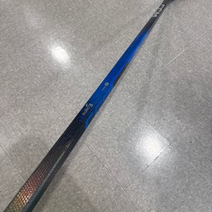 Senior CCM JetSpeed FT8 Pro Hockey Stick Right Handed P28 75 Flex Pro Stock (New)