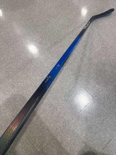Senior CCM JetSpeed FT8 Pro Hockey Stick Right Handed P28 75 Flex Pro Stock (New)