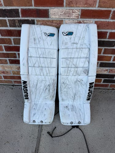 White 30" Junior Vaughn Velocity V9 Goalie Leg Pads (Used)