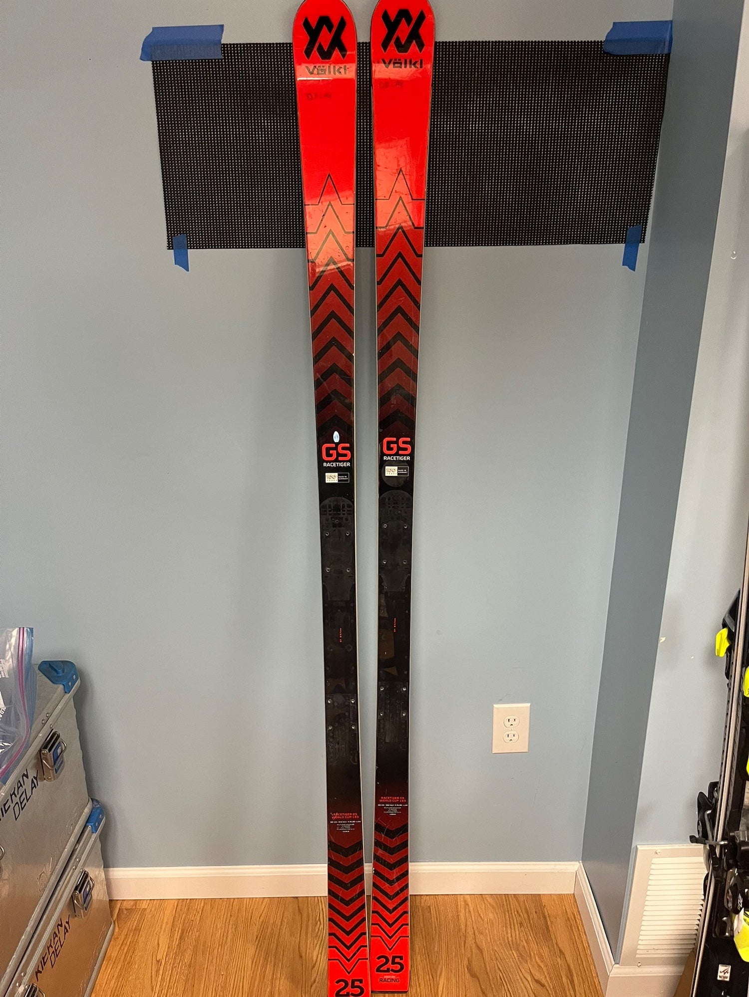 Volkl Racetiger GS 183 cm Racing Skis | SidelineSwap | Buy and