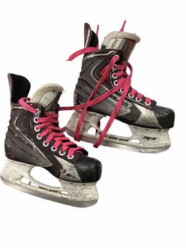 Used Bauer X 5.0 Junior Hockey Skate Junior 02 11613-S000186303