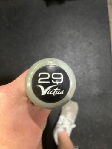 Used Victus V-CUT BB/SB Wood Bat 29" 11605-S000223551