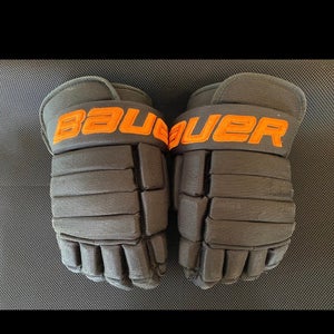 Pro Stock Bauer 4 roll 14" Youngstown Phantoms
USHL Hockey Gloves