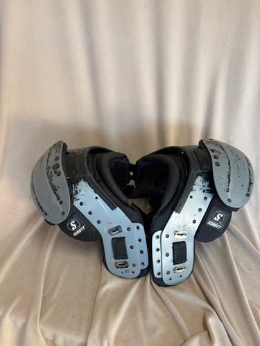 Small Adult Schutt Tornado Shoulder Pads (Used)