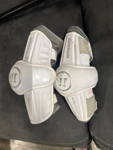 Warrior Burn Arm Pads: Medium Adult (Used)