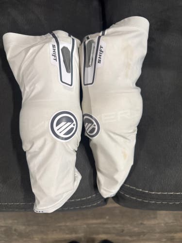 Extra Large Adult Maverik shift Arm Pads (Used)