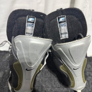 Nike Quest 1 Hockey Skates