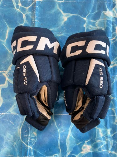 Blue Junior CCM Tacks AS-550 Gloves 12" (Used)
