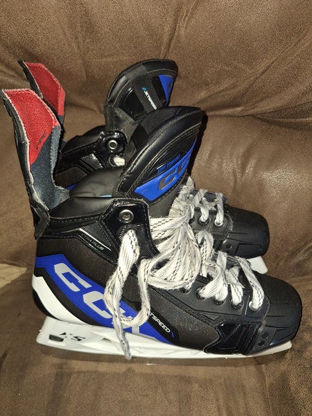 Black 2024 CCM JetSpeed XTRA PLUS Hockey Skates Regular Width 10 (Used)