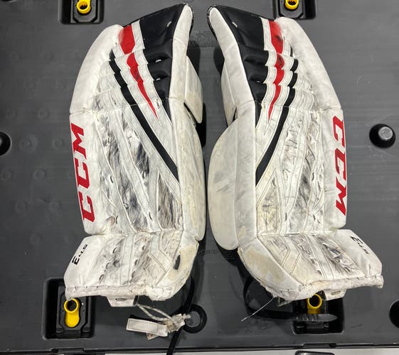 Red 28" Junior CCM EFlex 4.5 Goalie Leg Pads (Used)