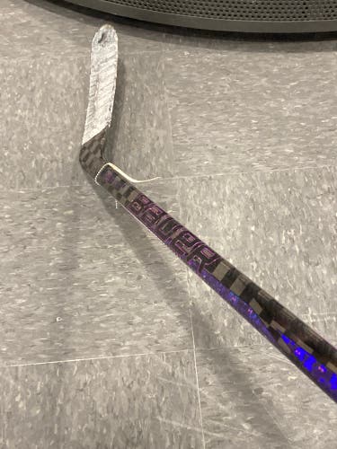 Used Senior Bauer Twitch Hockey Right Handed Stick | P88M, 70 Flex | Klim Kostin Pro Stock