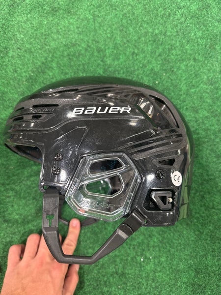 Black Medium Bauer Re-Akt 85 Helmet (Used)