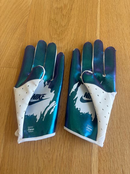 セール‼️NIKE VAPOR JET 8.0 GLOVE IRIDESCENT Medium Adult Nike Vapor jet 8.0 Gloves Iridescent (New