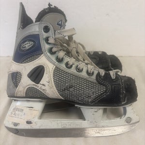 CCM Tacks 452 Hockey Skates Regular Width Size 3 (Used)